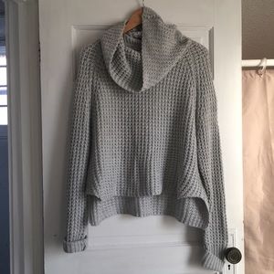 Cowl neck sweater in grey-blue